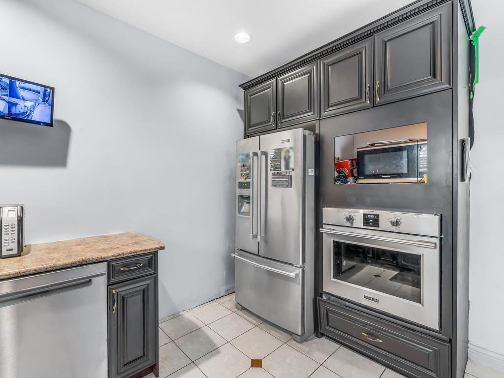 









9534


124

Street,
Surrey,




BC
V3V 4S4

