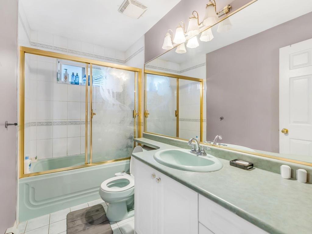 









9534


124

Street,
Surrey,




BC
V3V 4S4


