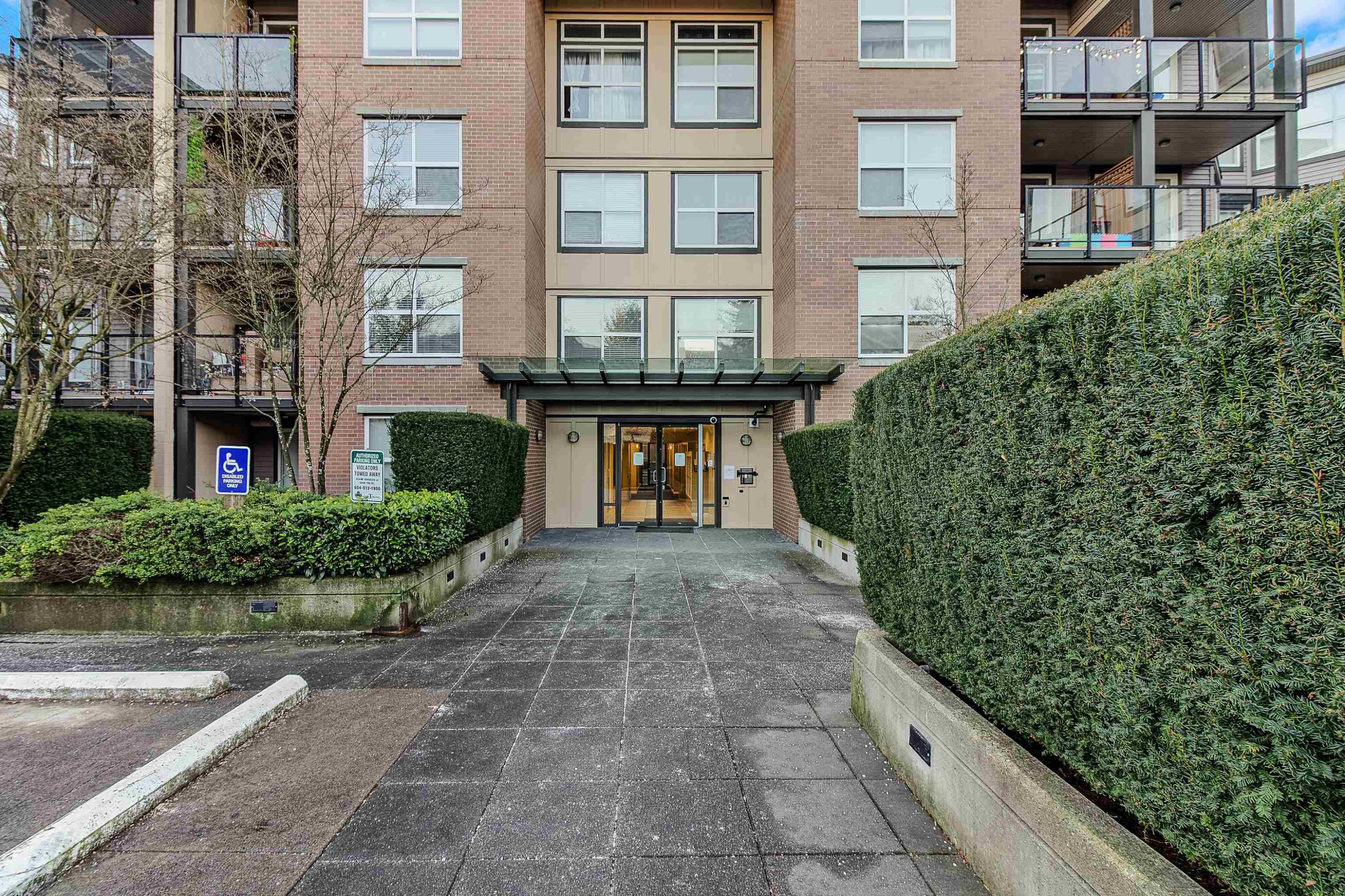 









10707


139

Street, 117,
Surrey,




BC
V3T 0B2

