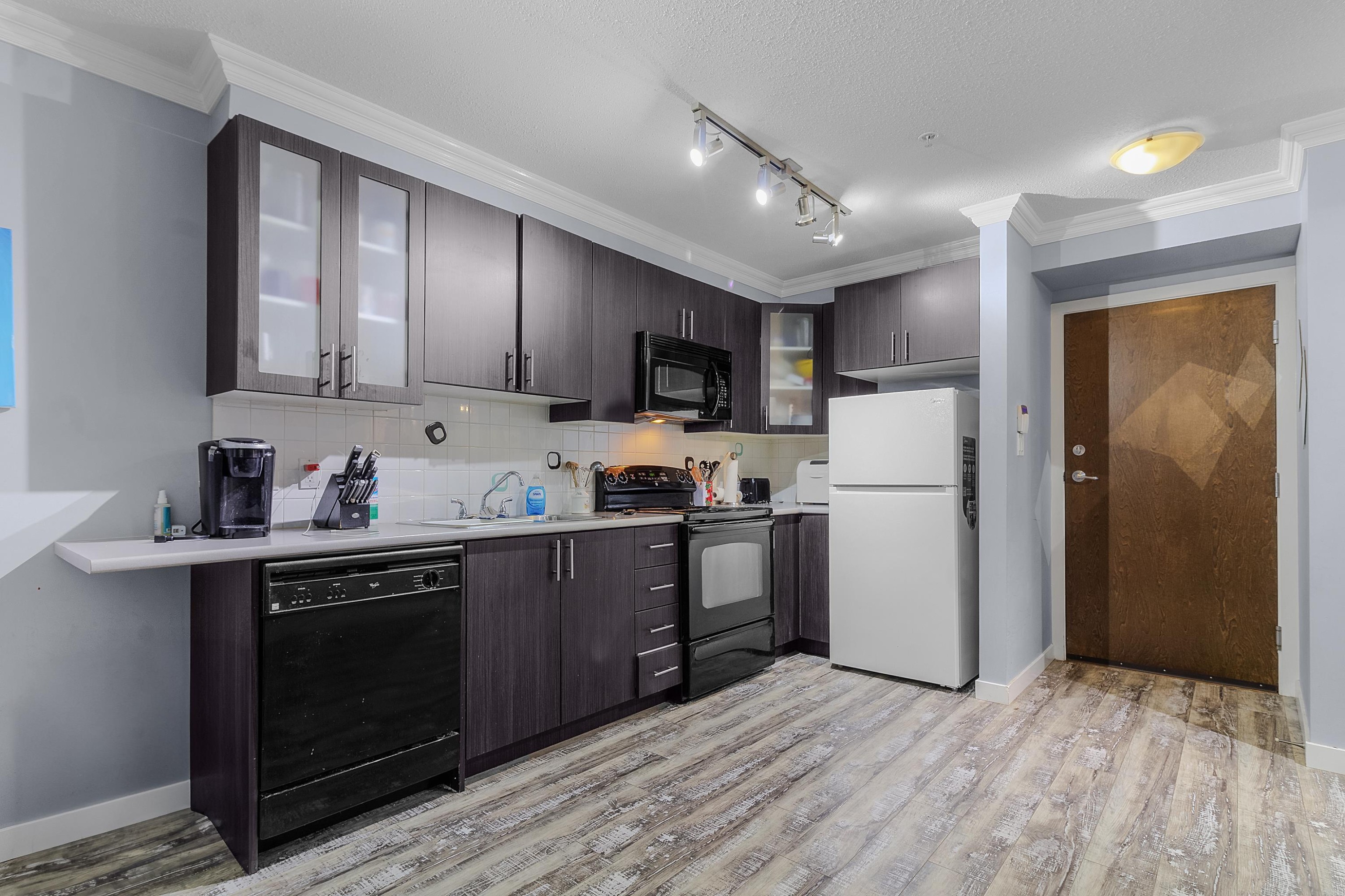 









10707


139

Street, 117,
Surrey,




BC
V3T 0B2

