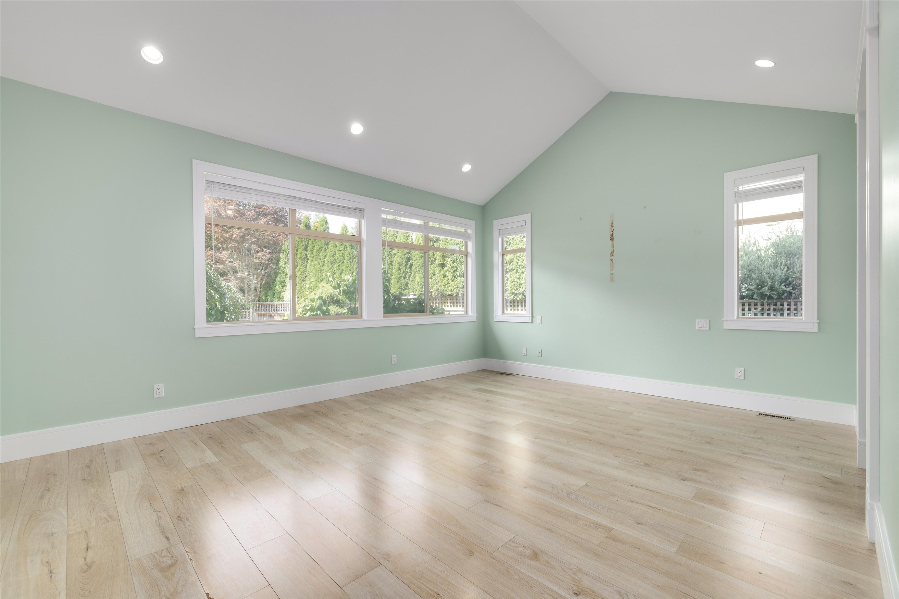 









2323


133

Street,
Surrey,




BC
V4A 9T7

