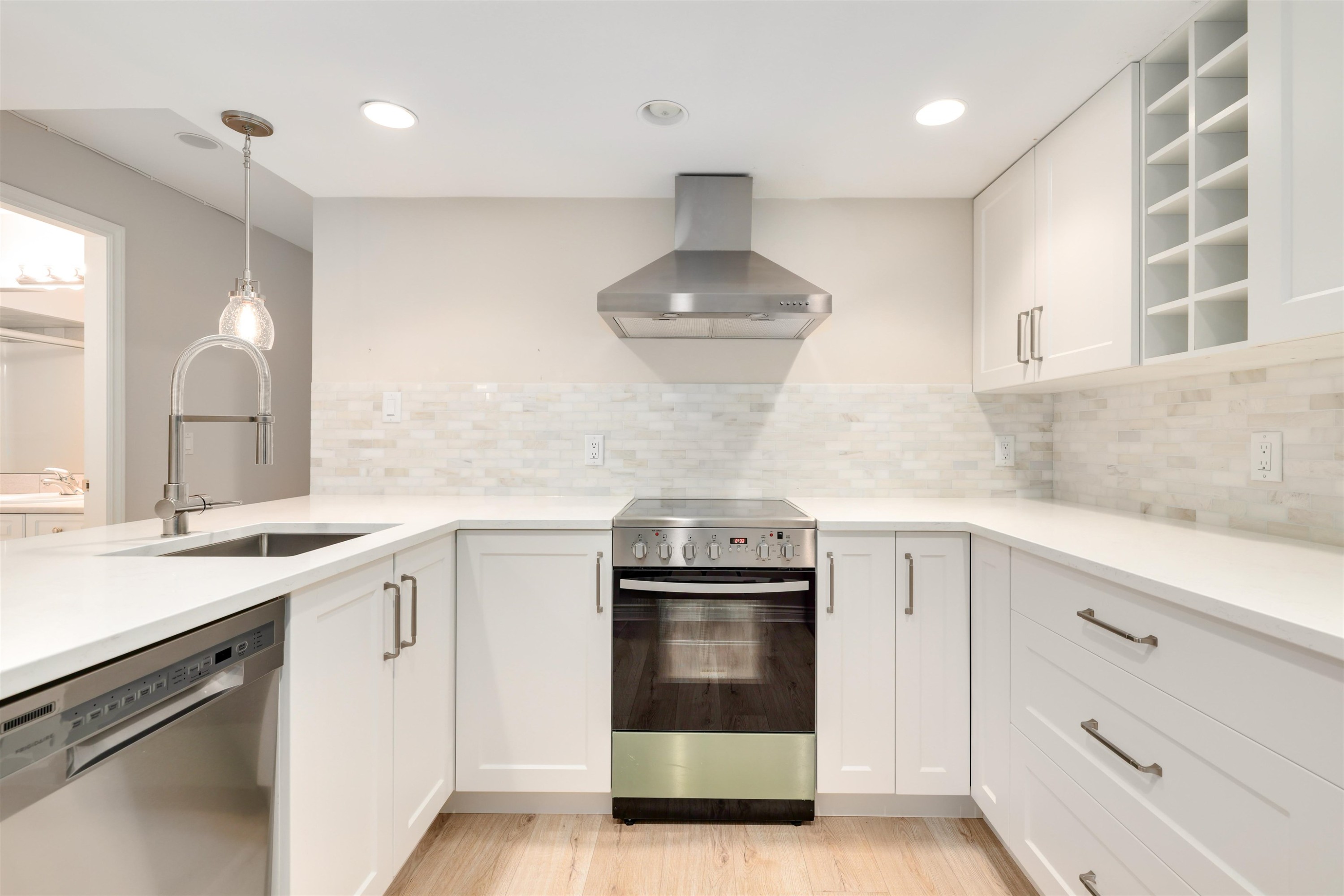 









2323


133

Street,
Surrey,




BC
V4A 9T7

