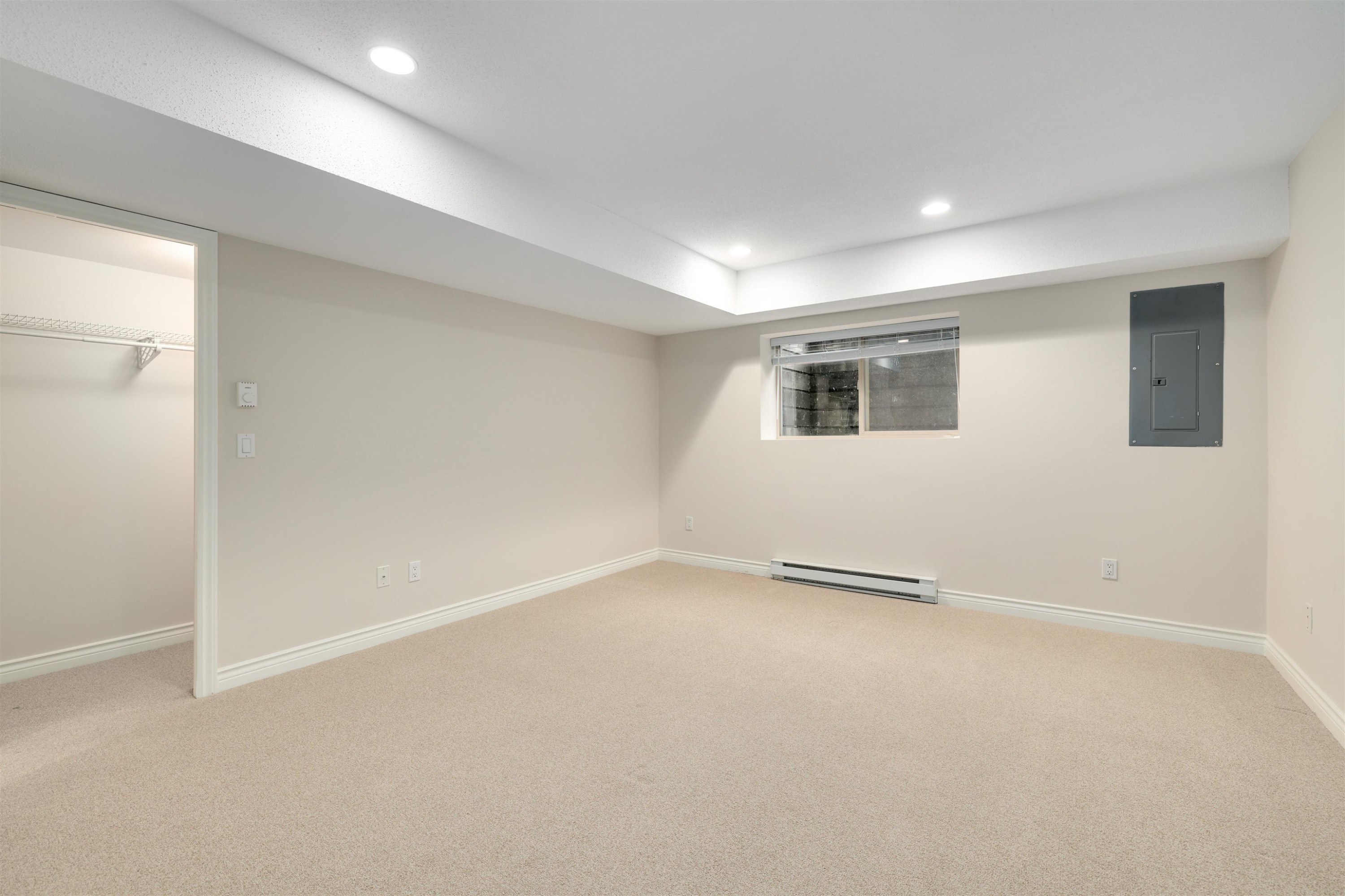 









2323


133

Street,
Surrey,




BC
V4A 9T7

