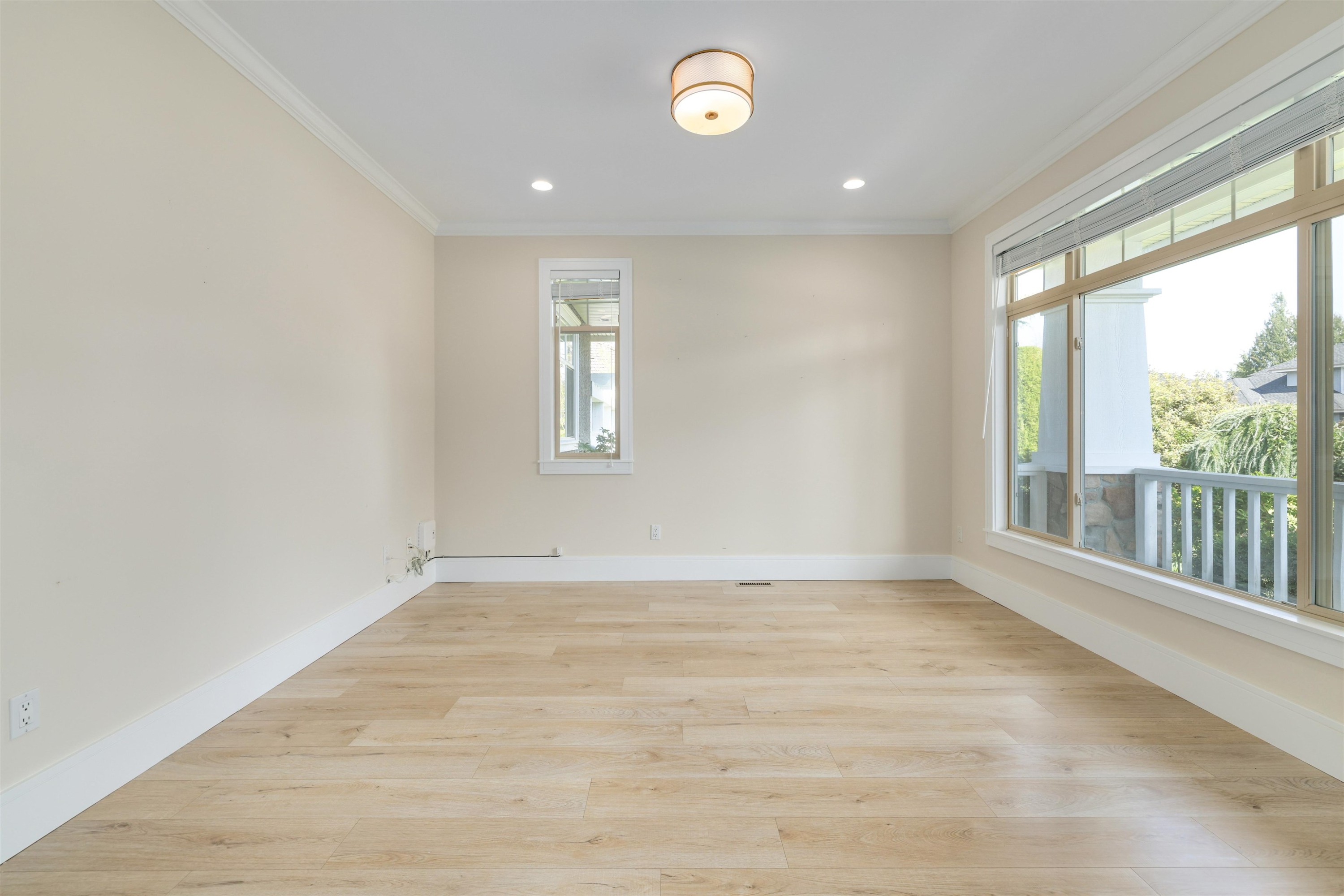 









2323


133

Street,
Surrey,




BC
V4A 9T7

