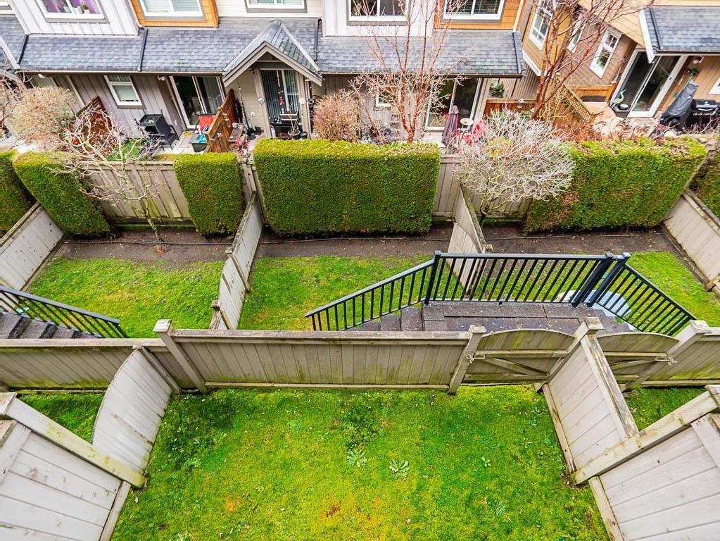 









2955


156

Avenue, 37,
Surrey,




BC
V3Z 2W8

