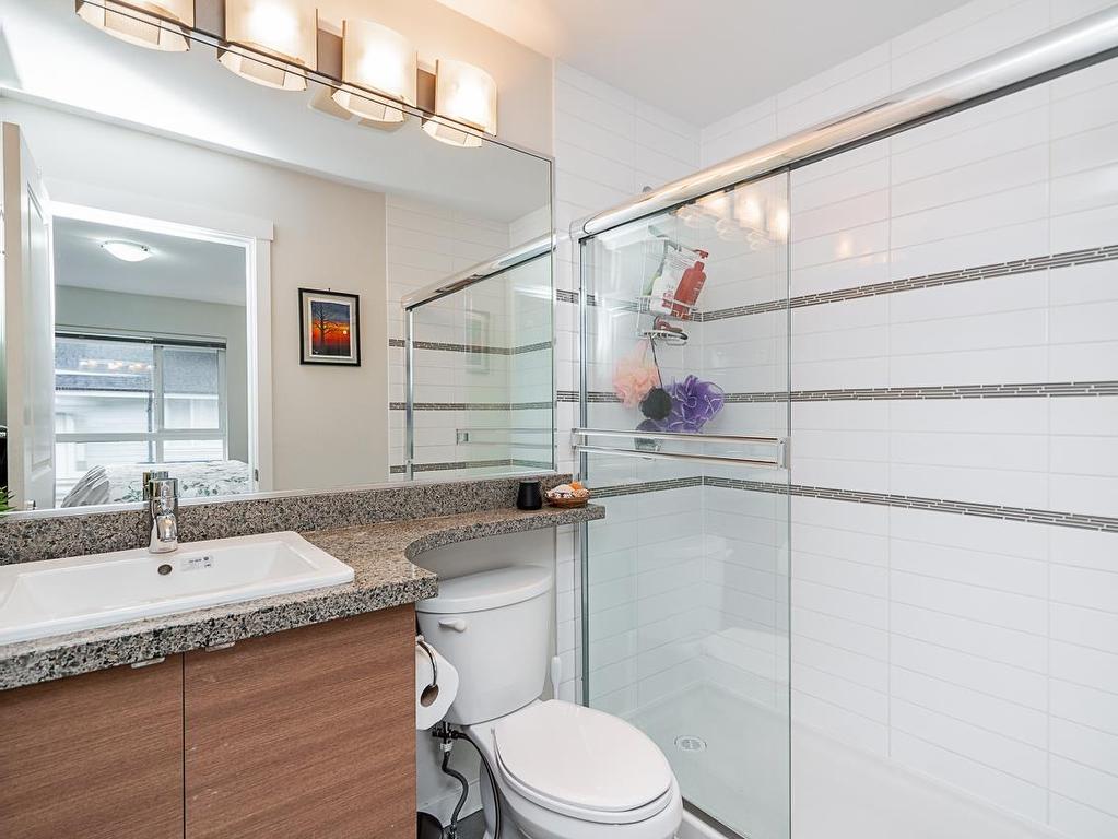









2955


156

Avenue, 37,
Surrey,




BC
V3Z 2W8

