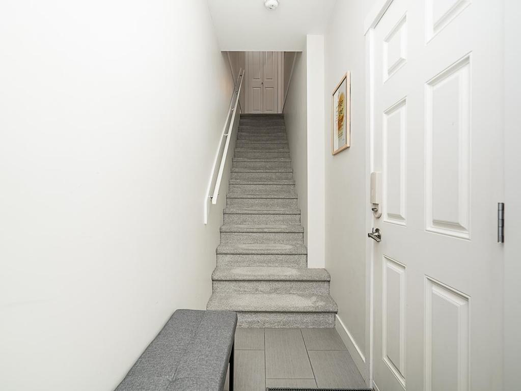 









2955


156

Avenue, 37,
Surrey,




BC
V3Z 2W8

