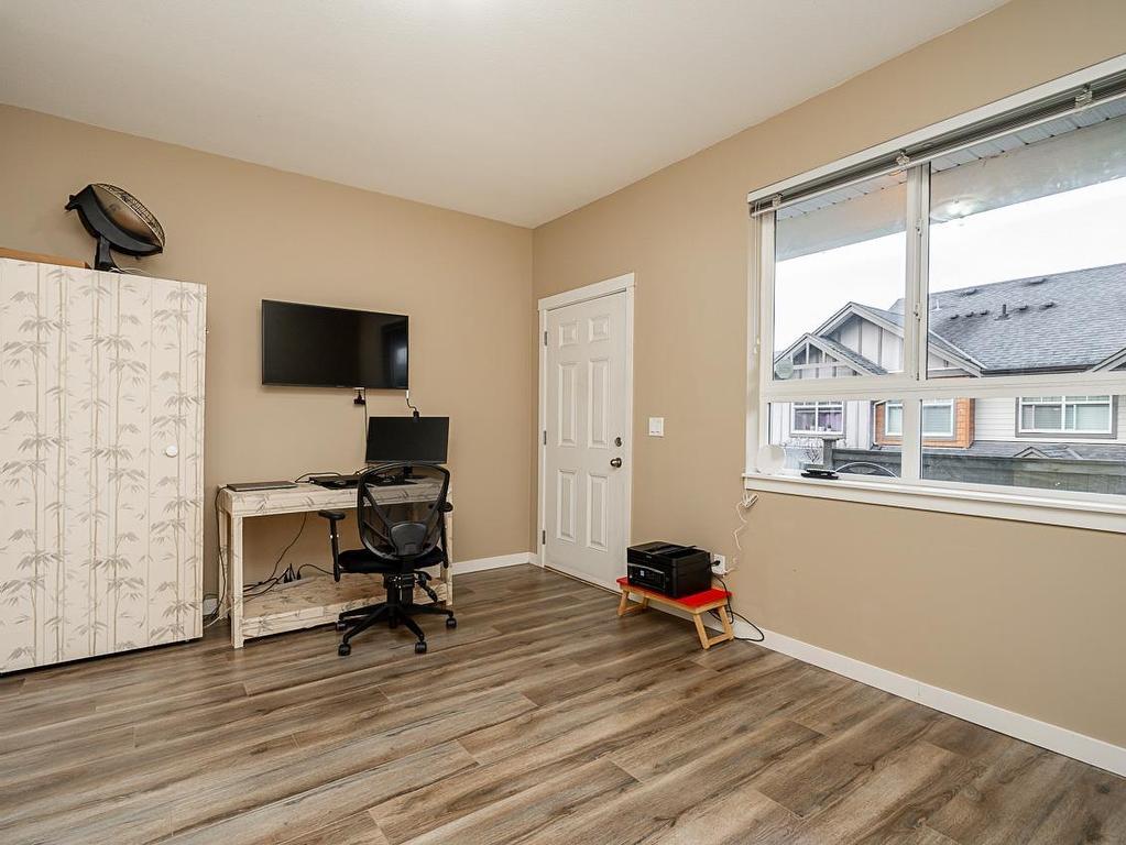 









2955


156

Avenue, 37,
Surrey,




BC
V3Z 2W8

