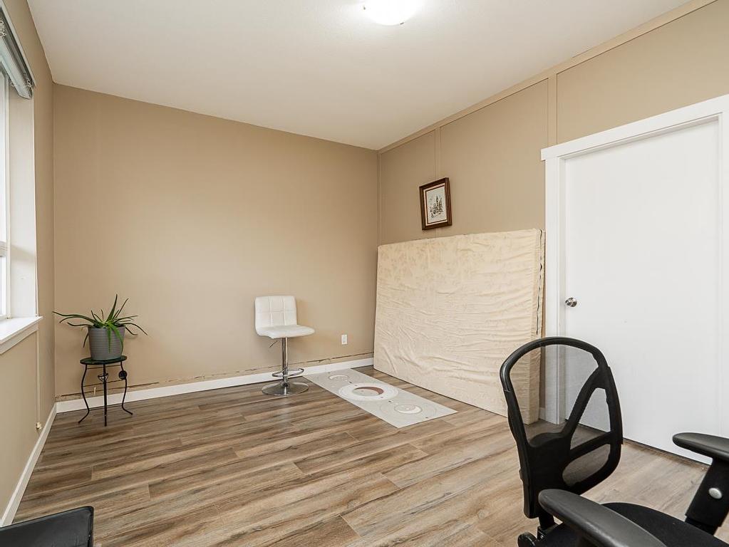 









2955


156

Avenue, 37,
Surrey,




BC
V3Z 2W8

