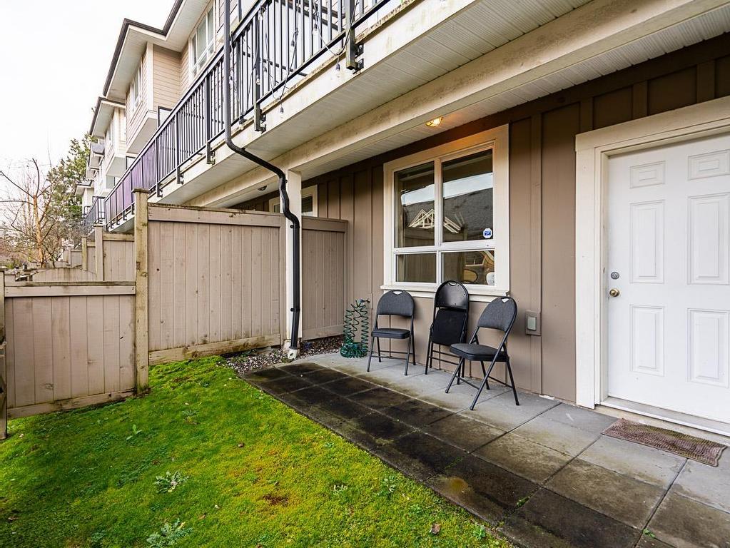 









2955


156

Avenue, 37,
Surrey,




BC
V3Z 2W8


