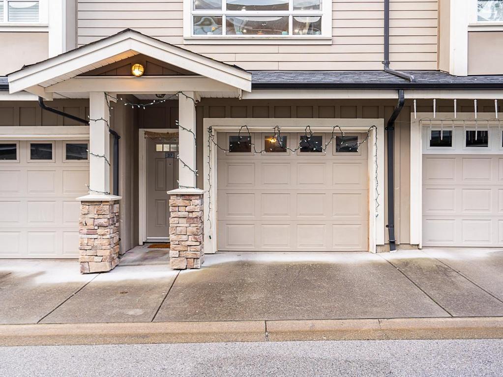 









2955


156

Avenue, 37,
Surrey,




BC
V3Z 2W8

