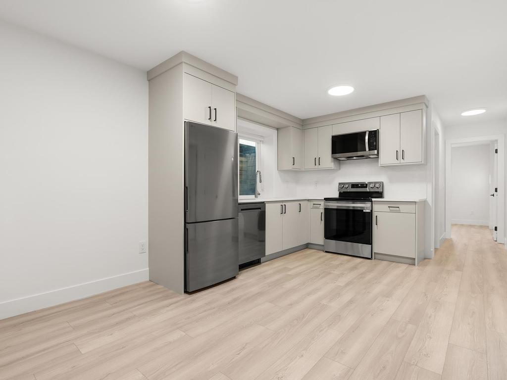 









9328


Ebor

Road,
Delta,




BC
V4C 4R3

