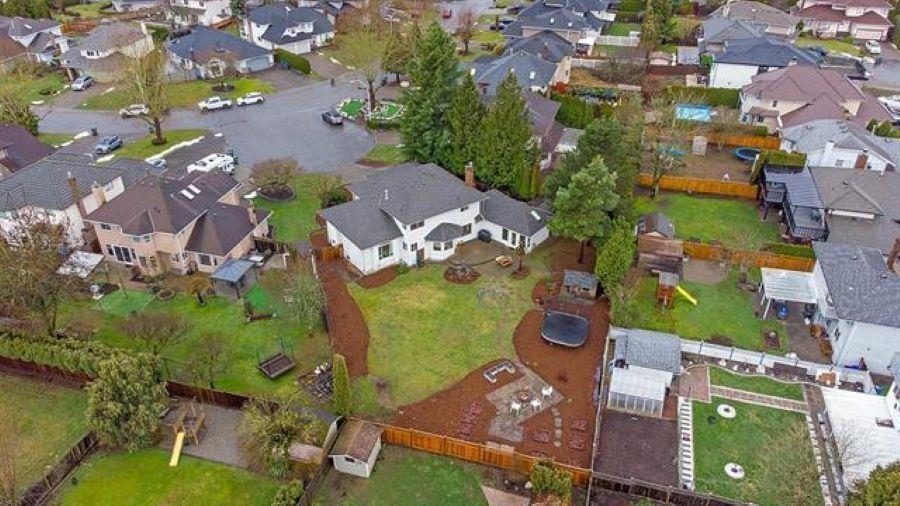 









14247


86

Avenue,
Surrey,




BC
V3W 0S6


