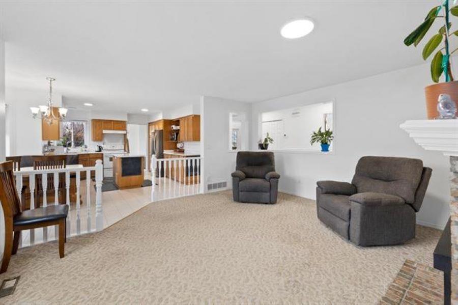 









14247


86

Avenue,
Surrey,




BC
V3W 0S6

