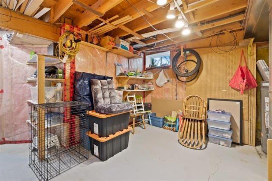 









14247


86

Avenue,
Surrey,




BC
V3W 0S6

