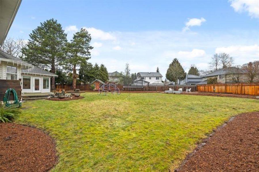 









14247


86

Avenue,
Surrey,




BC
V3W 0S6

