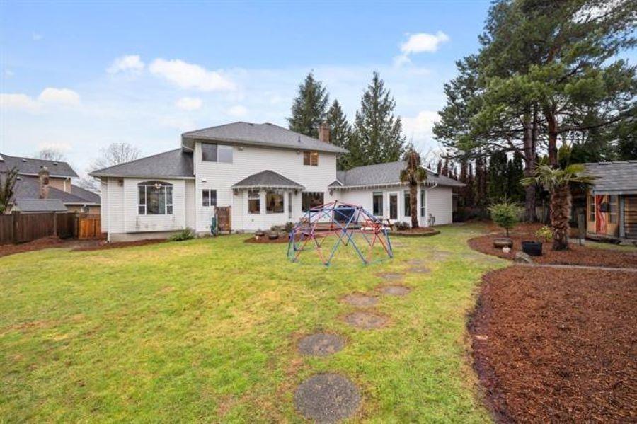 









14247


86

Avenue,
Surrey,




BC
V3W 0S6

