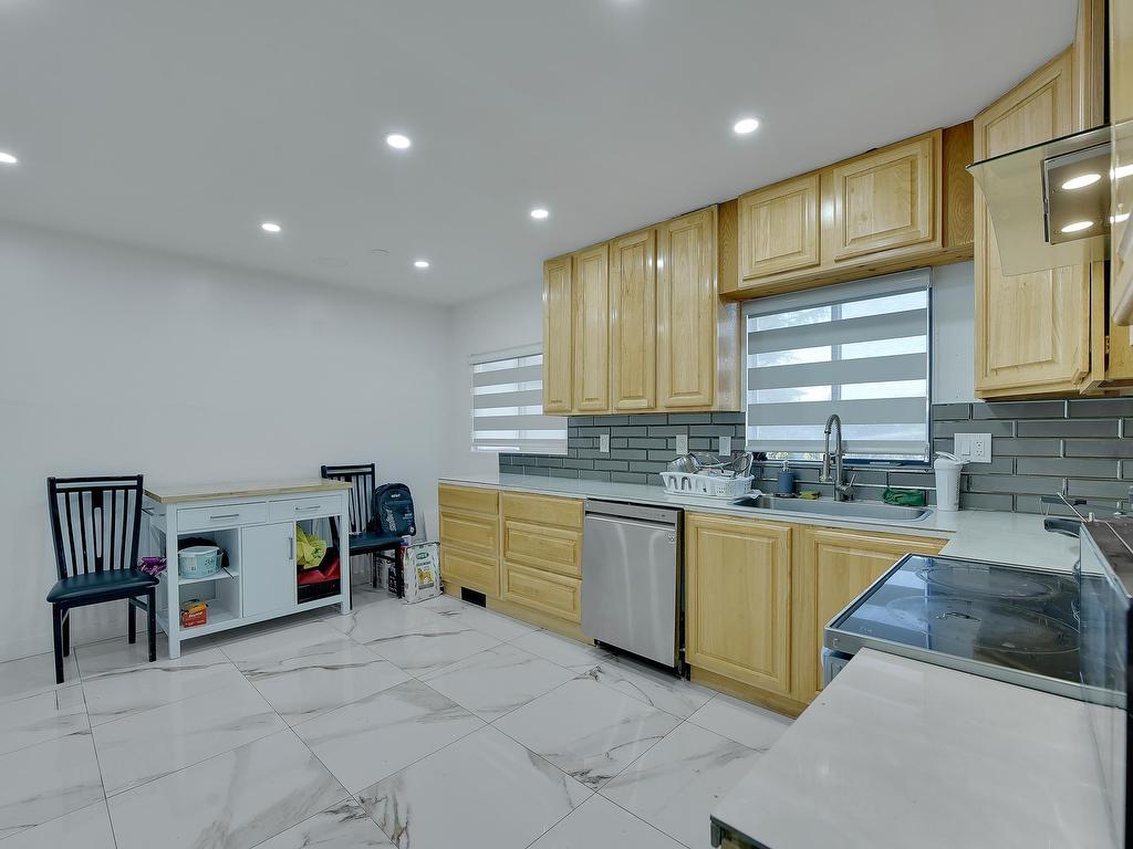 









12889


63a

Avenue,
Surrey,




BC
V3X 1S4

