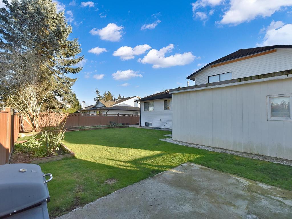 









12889


63a

Avenue,
Surrey,




BC
V3X 1S4

