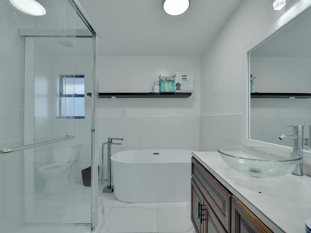 









12889


63a

Avenue,
Surrey,




BC
V3X 1S4


