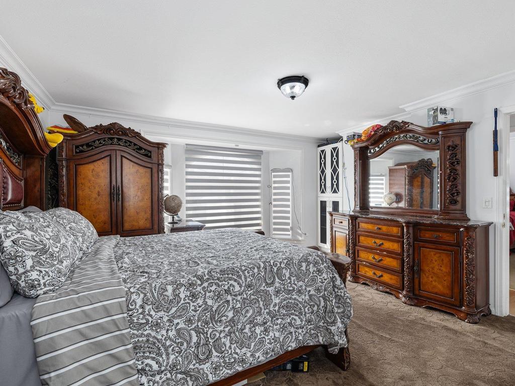 









9638


131

Street,
Surrey,




BC
V3T 3P3

