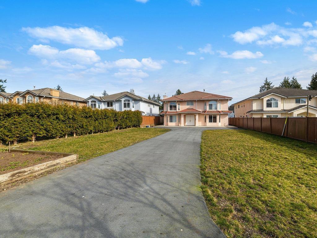 









9638


131

Street,
Surrey,




BC
V3T 3P3

