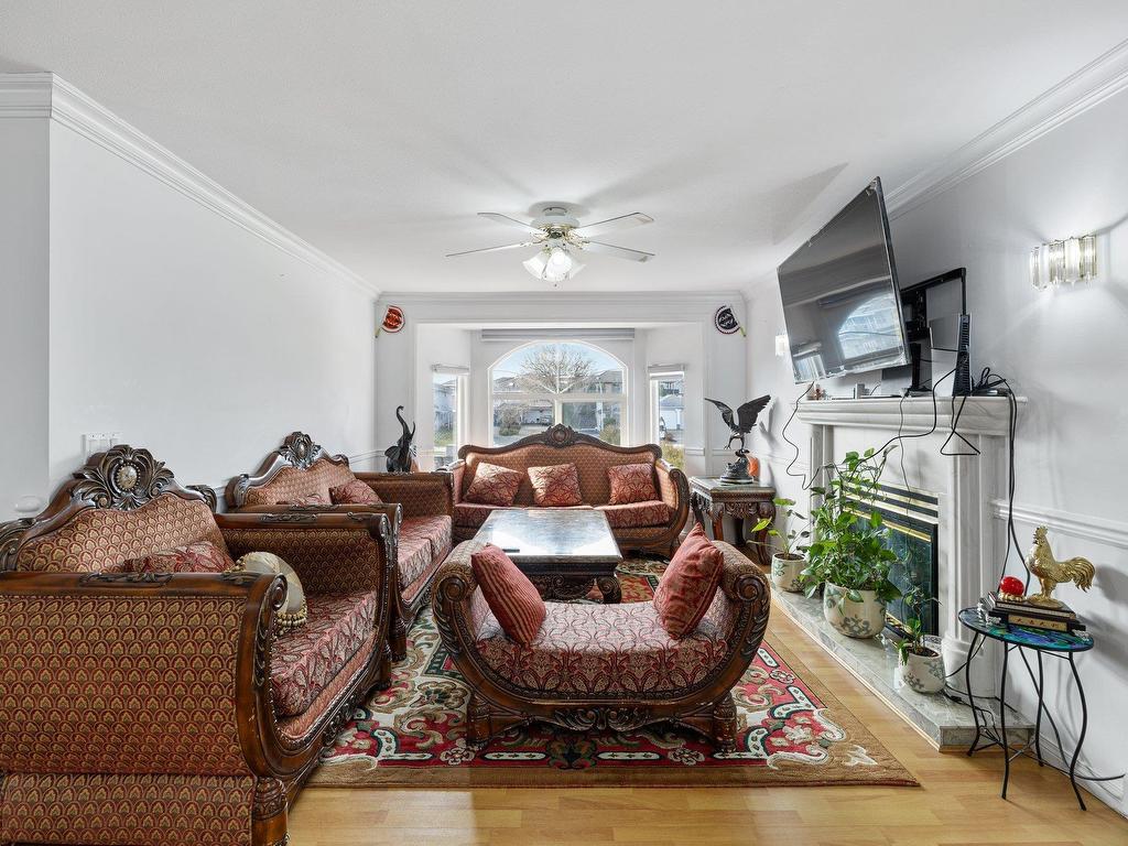 









9638


131

Street,
Surrey,




BC
V3T 3P3


