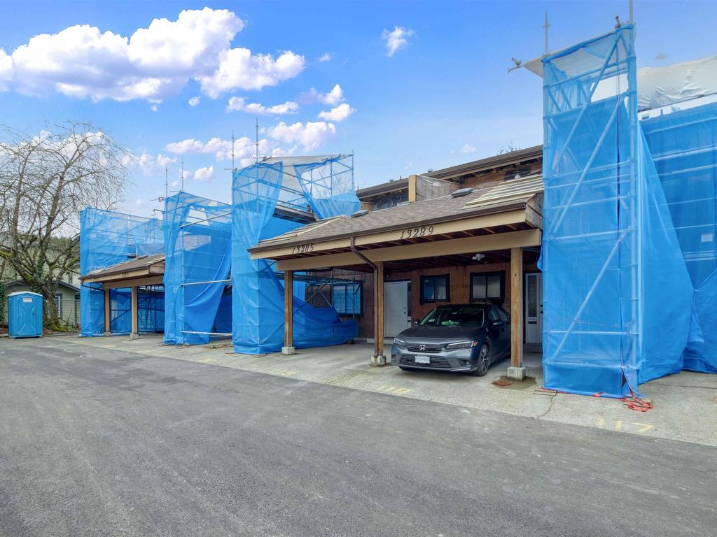 









13289


71b

Avenue,
Surrey,




BC
V3W 7Z5

