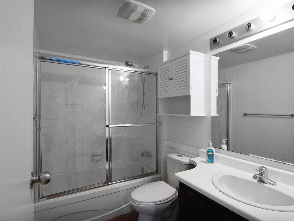 









13289


71b

Avenue,
Surrey,




BC
V3W 7Z5

