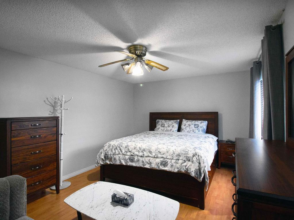 









13289


71b

Avenue,
Surrey,




BC
V3W 7Z5

