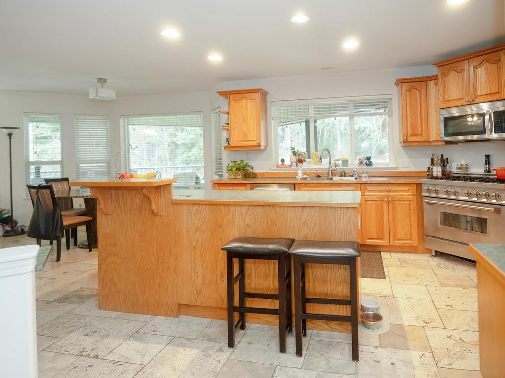 









12236


Powell

Street,
Mission,




BC
V4S 1C1

