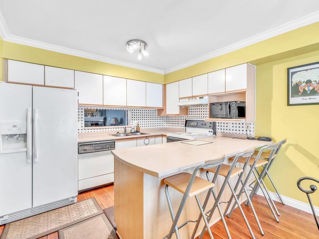 









13930


72

Avenue, 2,
Surrey,




BC
V3W 0J8

