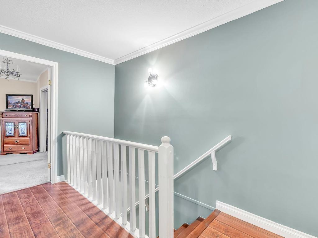 









13930


72

Avenue, 2,
Surrey,




BC
V3W 0J8

