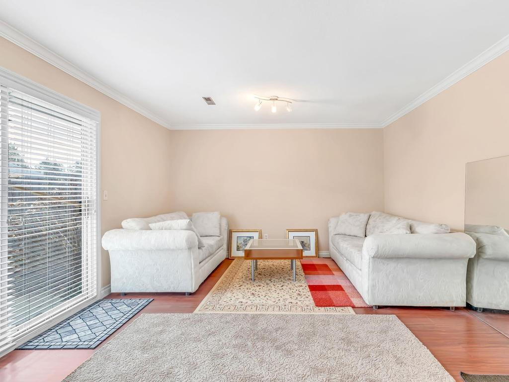 









13930


72

Avenue, 2,
Surrey,




BC
V3W 0J8

