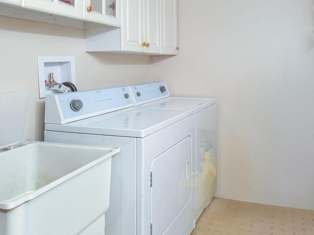 









13930


72

Avenue, 2,
Surrey,




BC
V3W 0J8

