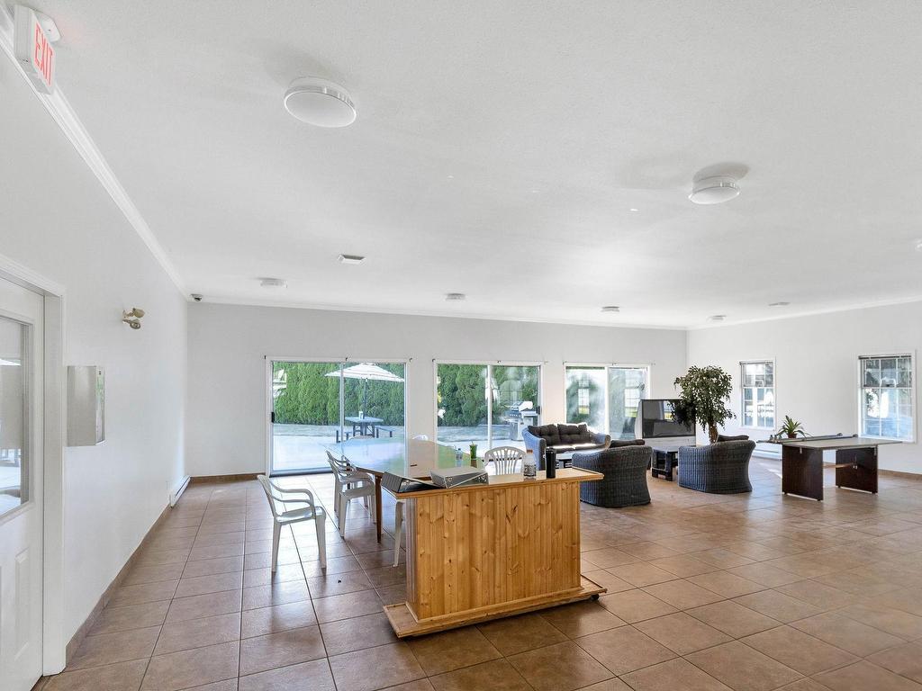 









13930


72

Avenue, 2,
Surrey,




BC
V3W 0J8

