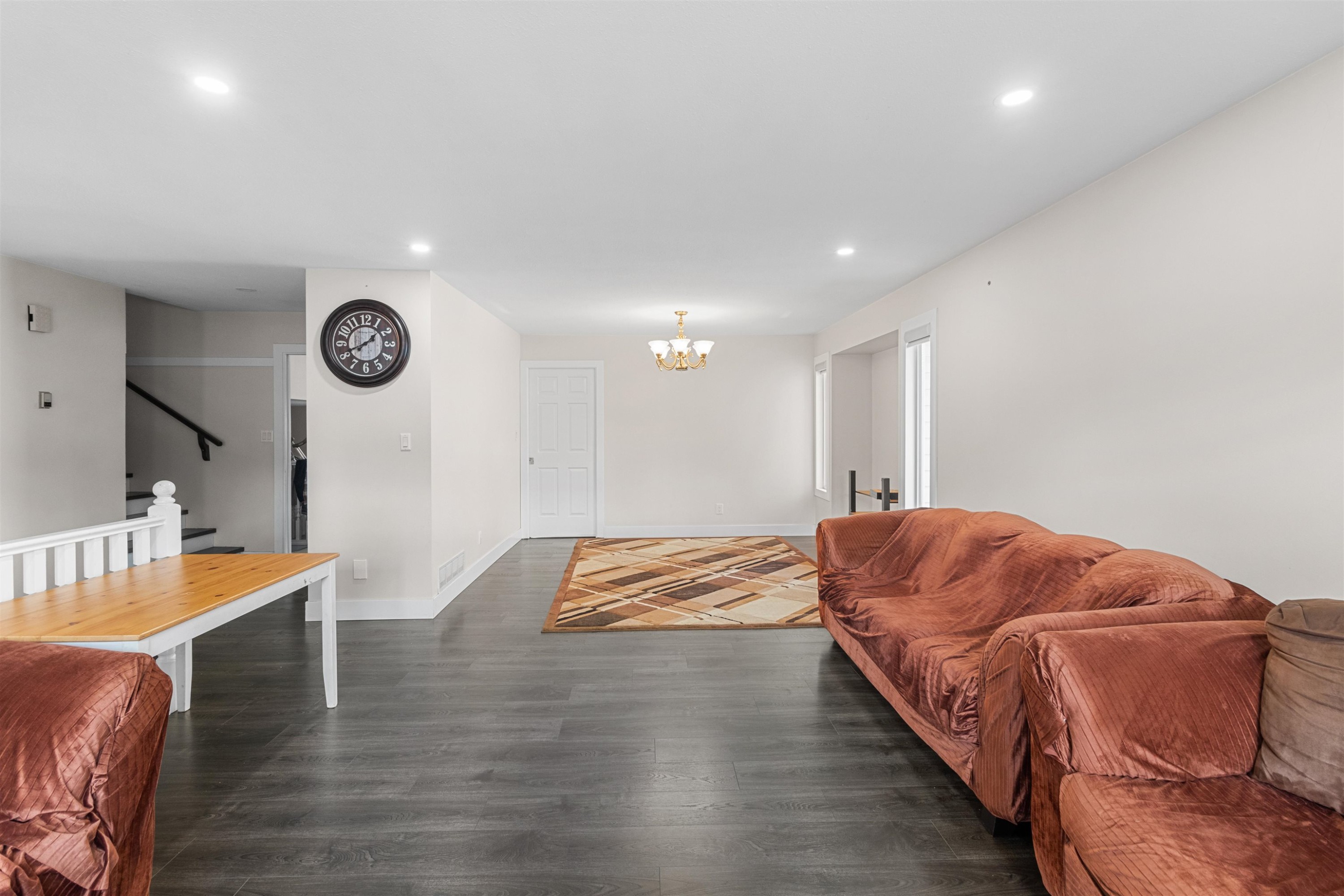 









32105


Rogers

Avenue,
Abbotsford,




BC
V2T 5B7

