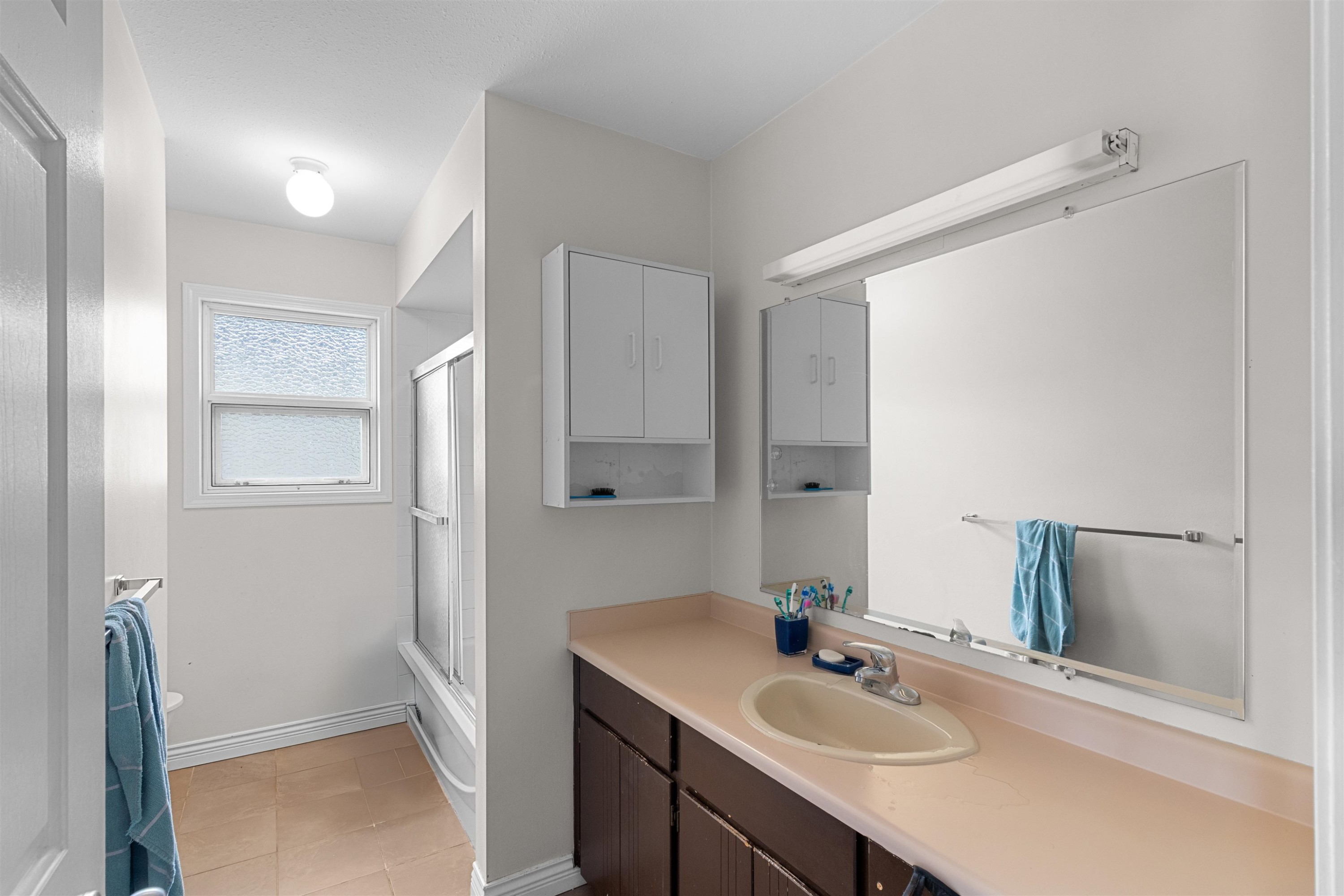 









32105


Rogers

Avenue,
Abbotsford,




BC
V2T 5B7

