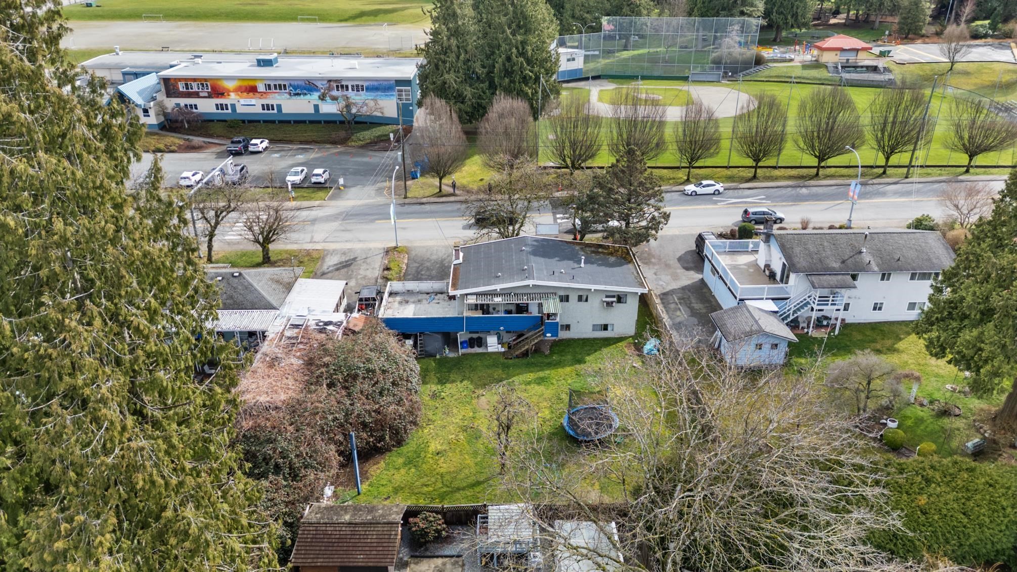 









9185


112

Street,
Delta,




BC
V4C 4X7

