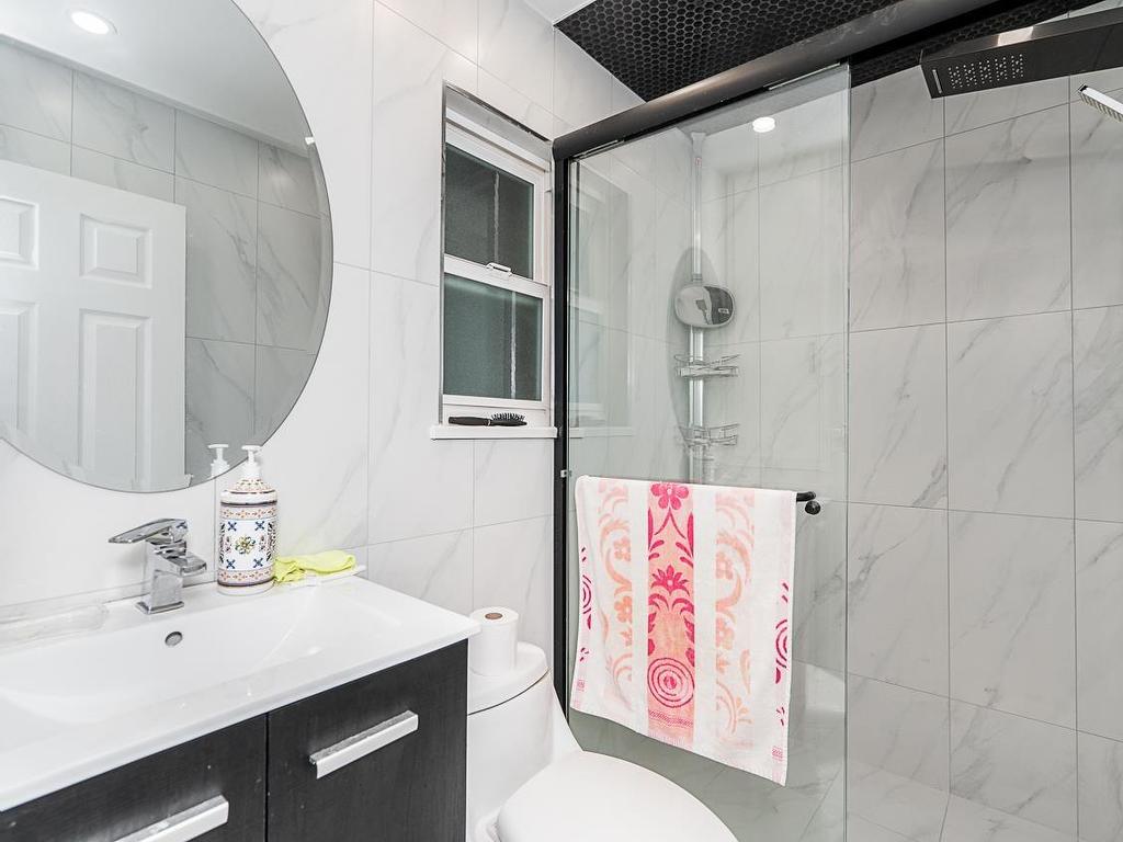 









8676


146a

Street,
Surrey,




BC
V3S 6N7

