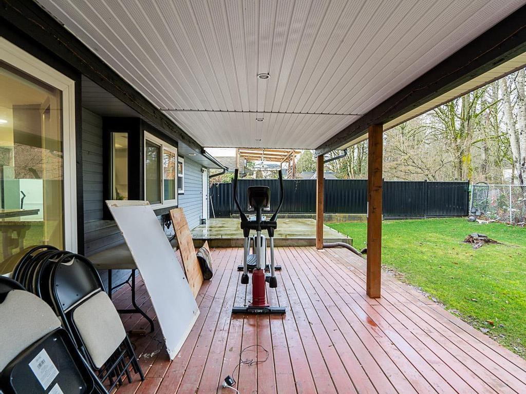 









8676


146a

Street,
Surrey,




BC
V3S 6N7

