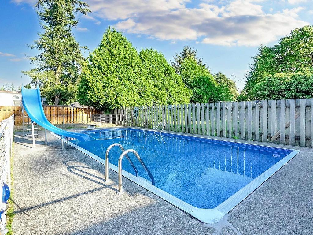 









3722


197a

Street,
Langley,




BC
V3A 1B7

