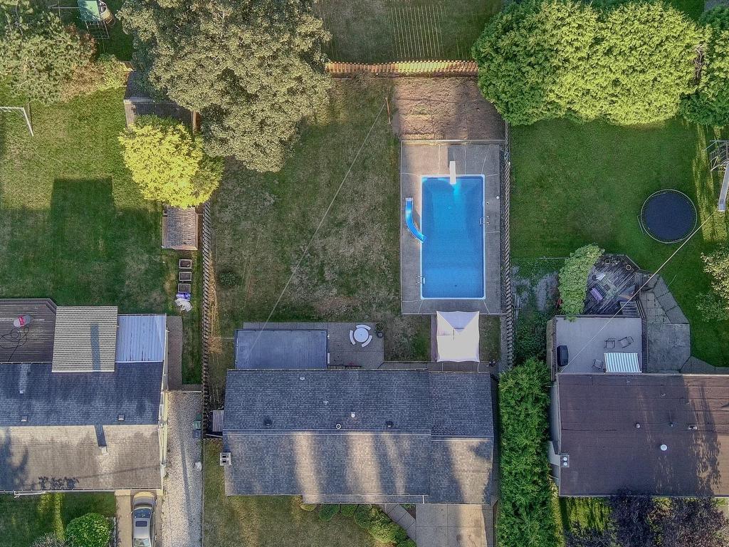 









3722


197a

Street,
Langley,




BC
V3A 1B7

