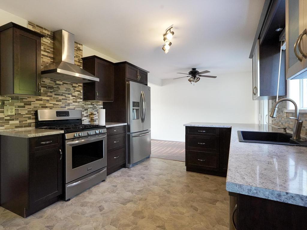 









3722


197a

Street,
Langley,




BC
V3A 1B7

