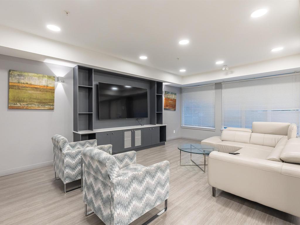 









10838


Whalley

Boulevard, 406,
Surrey,




BC
V3R 0G8

