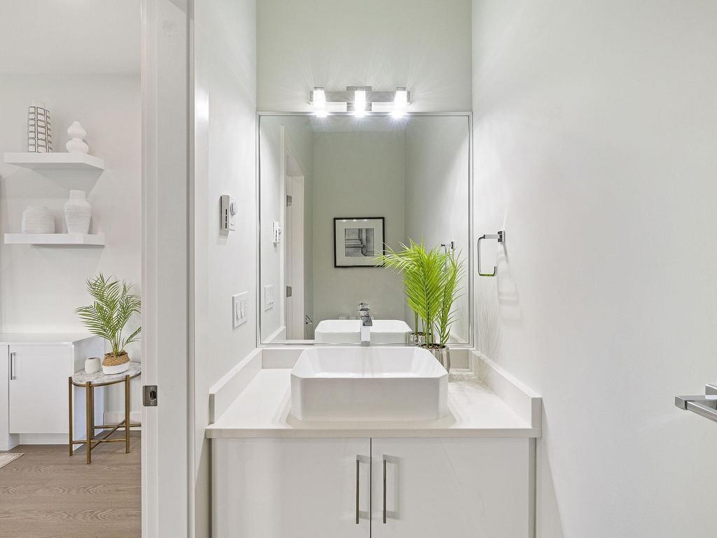 









14391


61a

Avenue, 4,
Surrey,




BC
V3X 0E5

