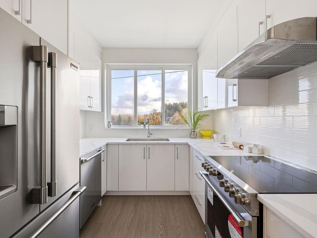 









14391


61a

Avenue, 4,
Surrey,




BC
V3X 0E5


