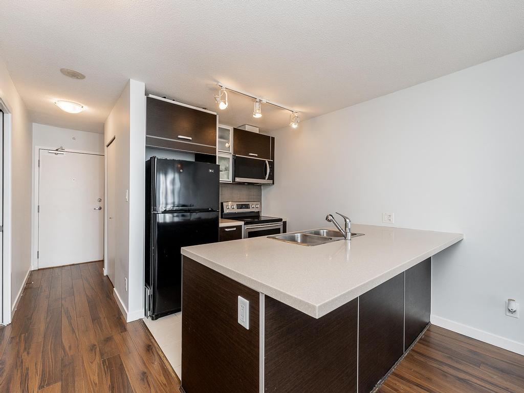 









9981


Whalley

Boulevard, 2503,
Surrey,




BC
V3T 0G6

