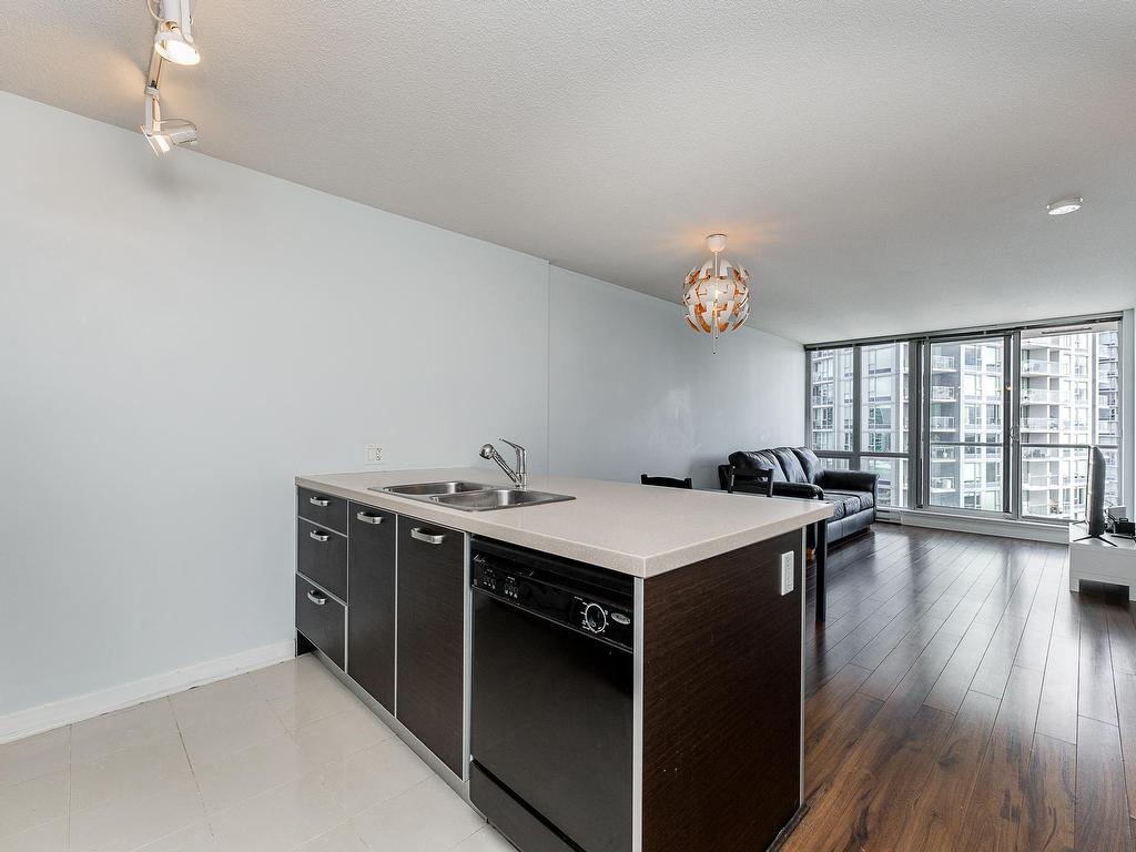 









9981


Whalley

Boulevard, 2503,
Surrey,




BC
V3T 0G6

