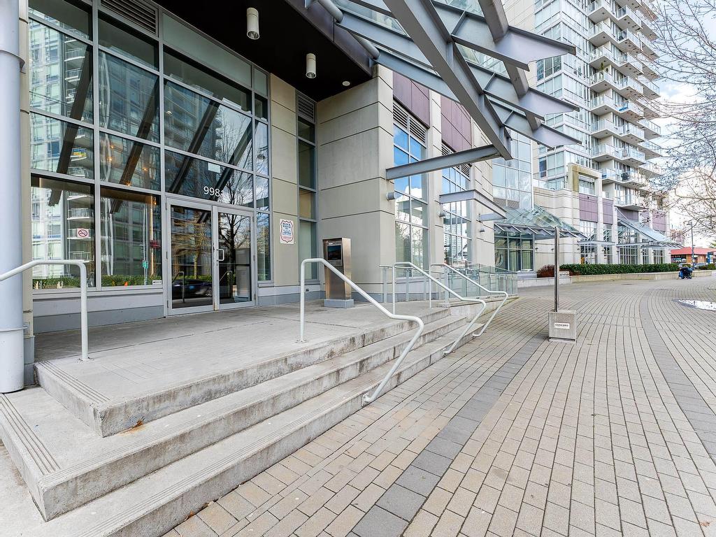 









9981


Whalley

Boulevard, 2503,
Surrey,




BC
V3T 0G6

